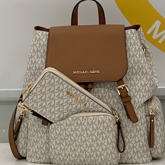 Michael Kors full sized backpack/wallet bundle main image 5